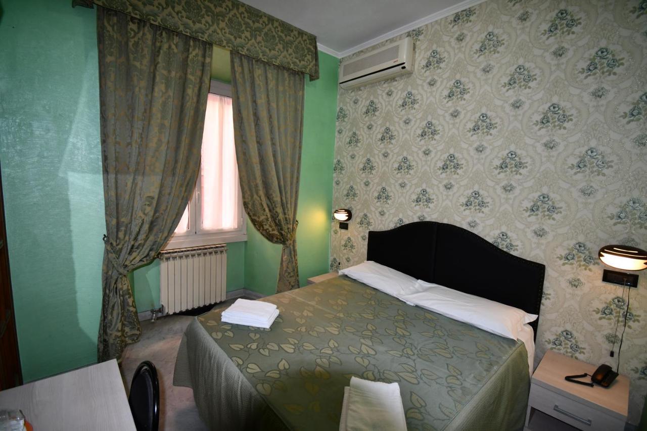 Hotel Ferrarese Rom